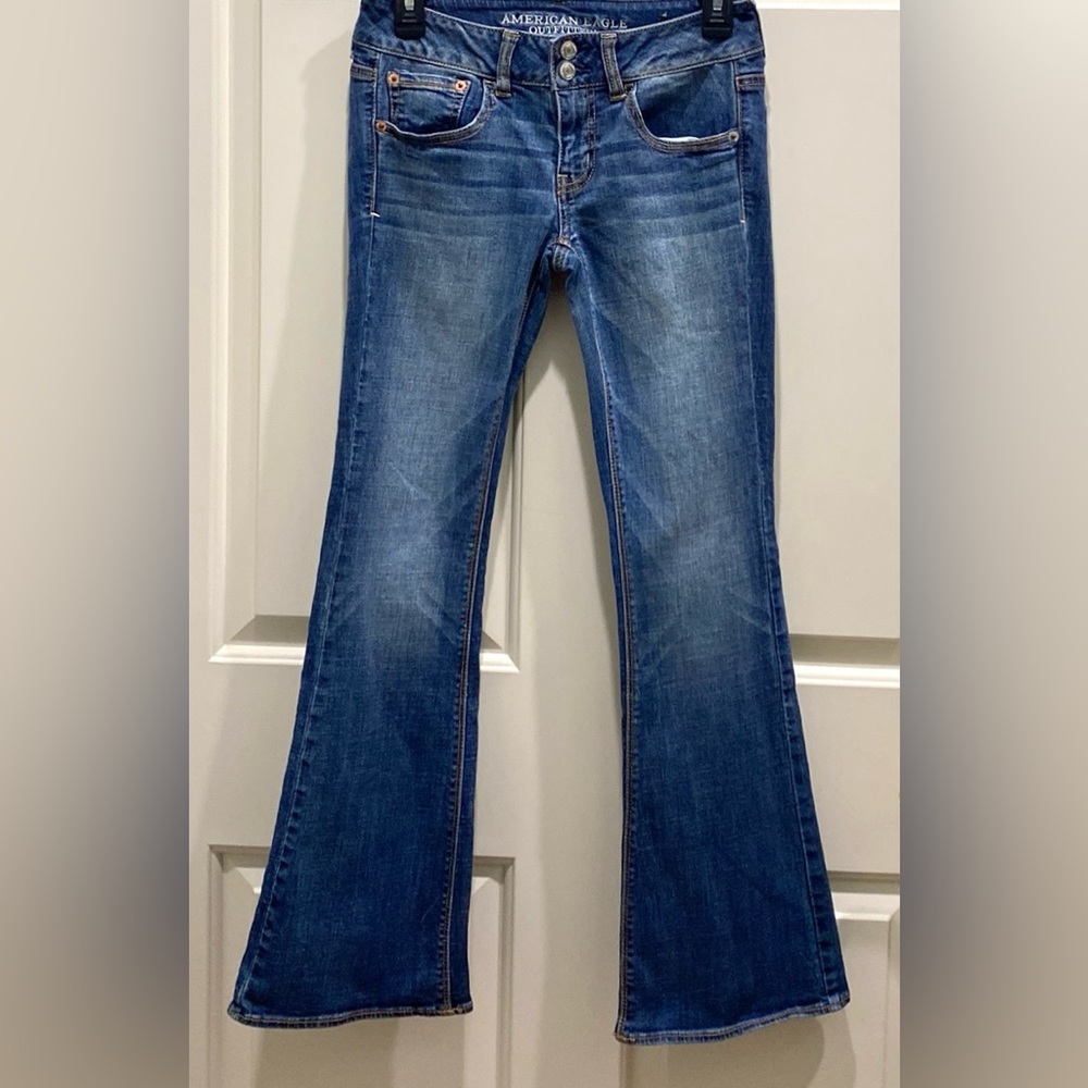 American Eagle Outfitters Women's Blue Flare Jeans